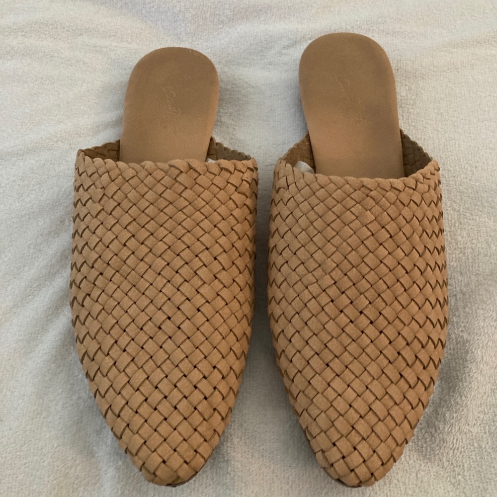 Universal Thread Elora Mules- Light Beige, size 8 1/2
